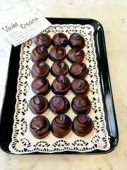 Pack your chocolaty delights with style and sophistication