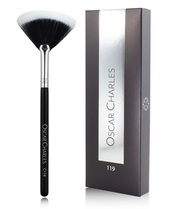 Small Duo Fan Makeup Brush Leads!