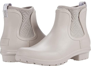 UGG Women's Chevonne Ankle Boot