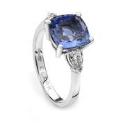 Beautiful Bespoke Rings Make The Melodious Occasion a Memorable One!