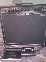 Line 6 Spider Valve 112 amp (with footswitch)
